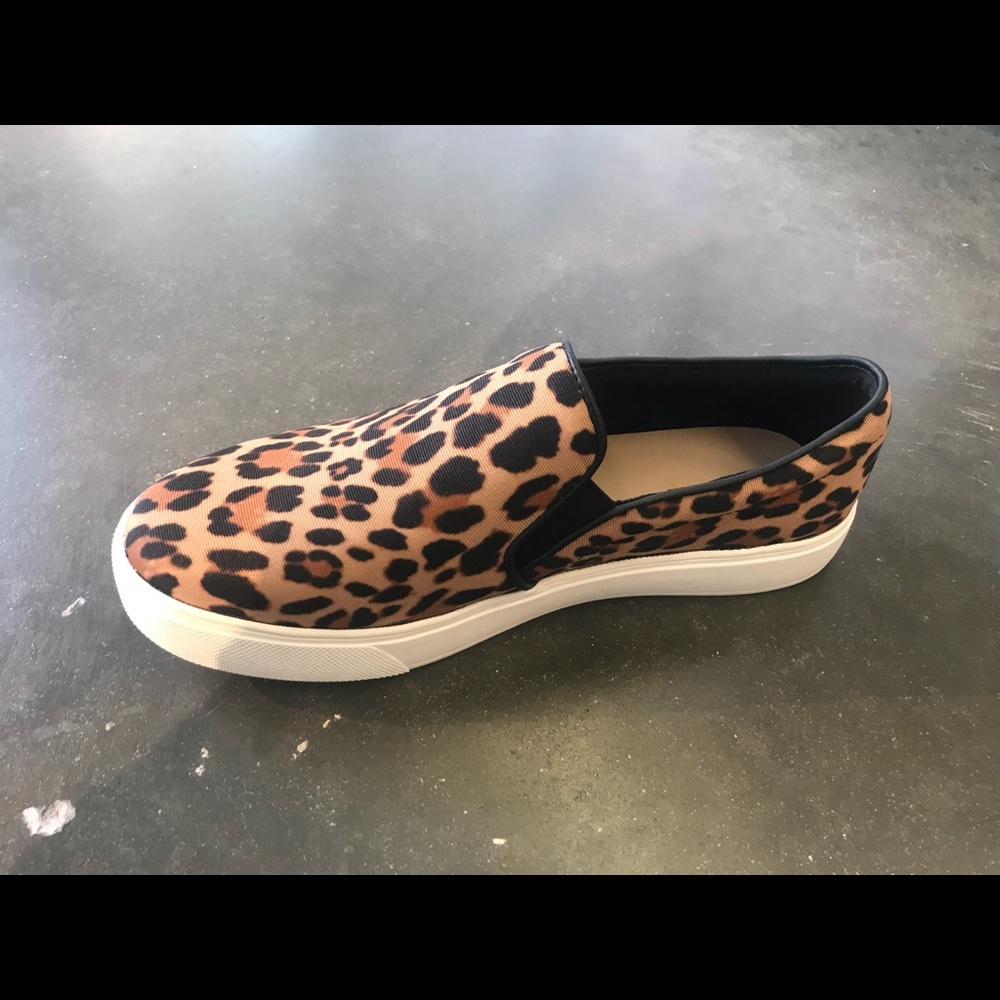 Cheetah print slip on shoes